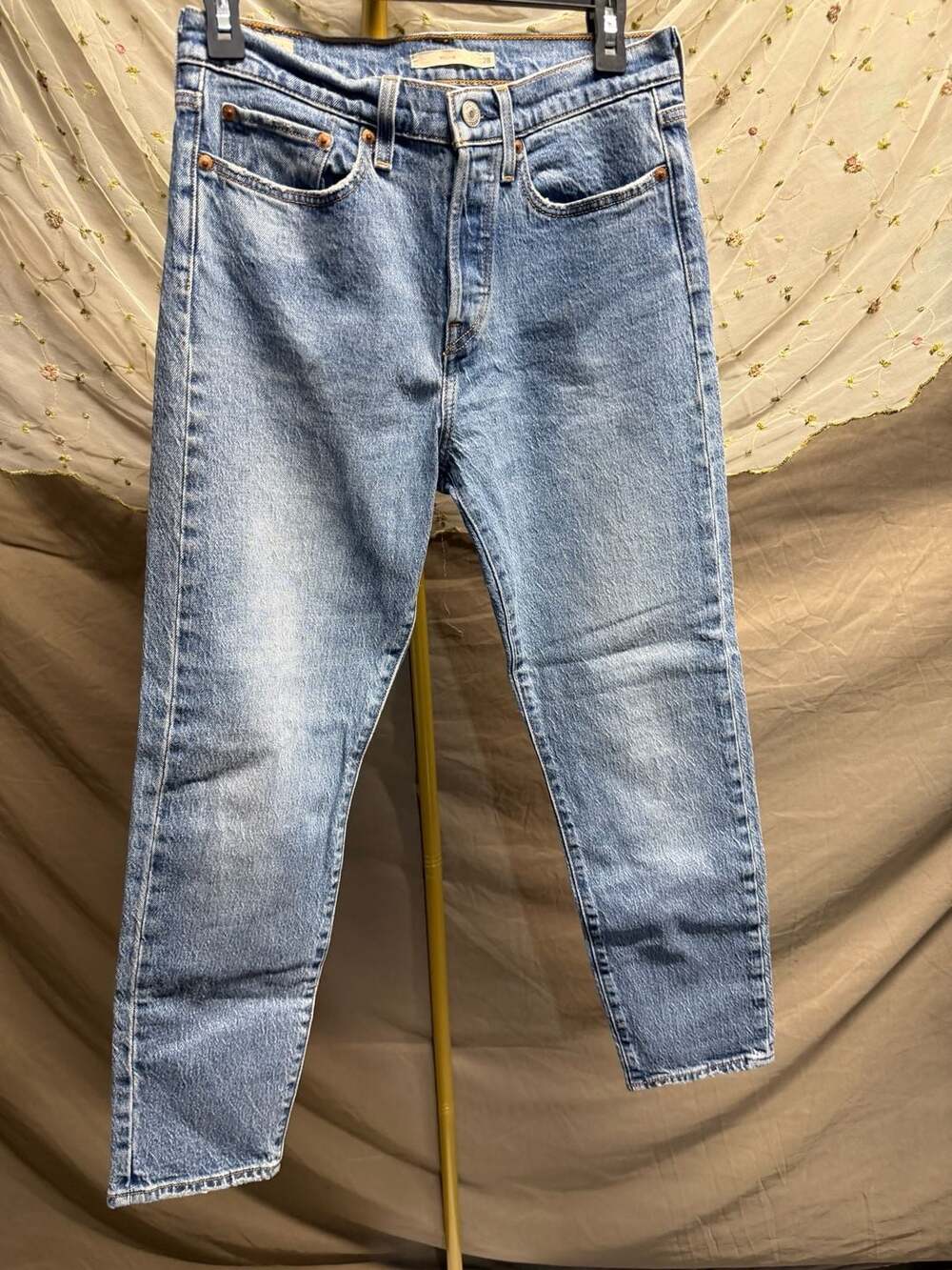 Levi's Premium Wedgie Straight Jeans
